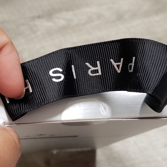 NIB Paris Hilton 5 Pc False EyeLashes - Picture 8 of 9